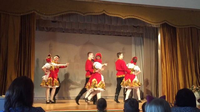 Танцевальная студия "Цветик-Семицветик" с русским народным танцем "Калинка" (18.04.2019 год) смотреть онлайн