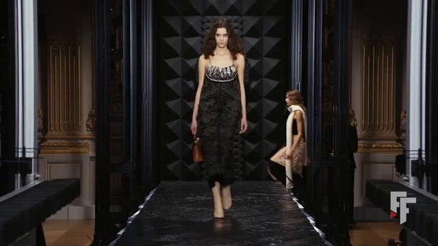 Louis Vuitton | Fall Winter 2023/2024 | Full Show смотреть онлайн
