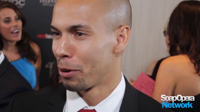ON THE RED CARPET: Bryton James (The Young and the Restless) смотреть онлайн