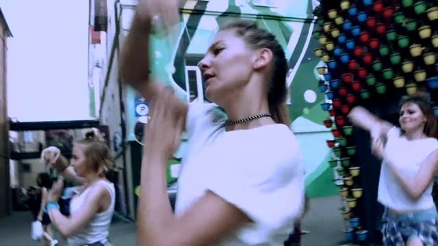 Мария Ковтунова и школа танцев «Танцуй Тут» смотреть онлайн