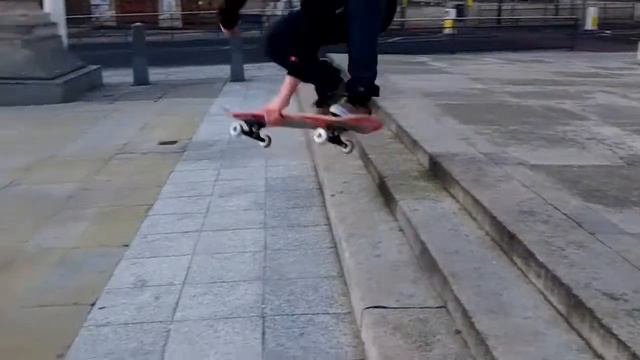 a few tricks with - John Sykes смотреть онлайн
