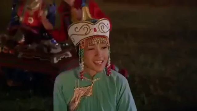 Джеки Чан поет песню Adele – Roling in the deep смотреть онлайн