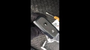 Kia Sportage 4 (2016) ржавчина под кронштейном газового упора багажника