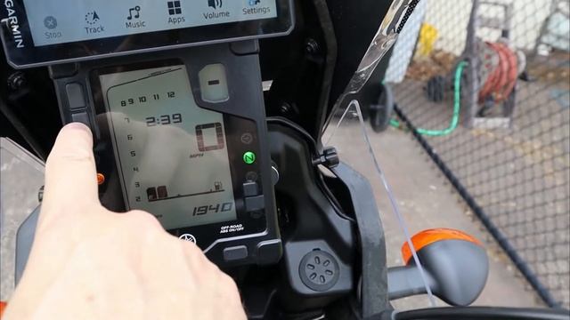 Johnny Fuel | 5 плюсов Tenere 700 | Перевод RuMotoAggregator