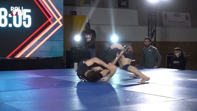 Roll Up 4 // Turpal Younousov vs Alan Ciku смотреть онлайн