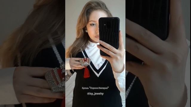 Больше фото и видео в инстаграм @isy_jewelry #тренд #бисероплетение #брошь