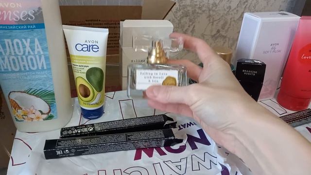 Avon, последняя посылка марта + пакеты сюрпризы смотреть онлайн