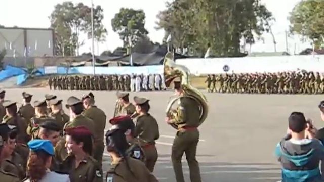 ...и в воздух чепчики бросали смотреть онлайн
