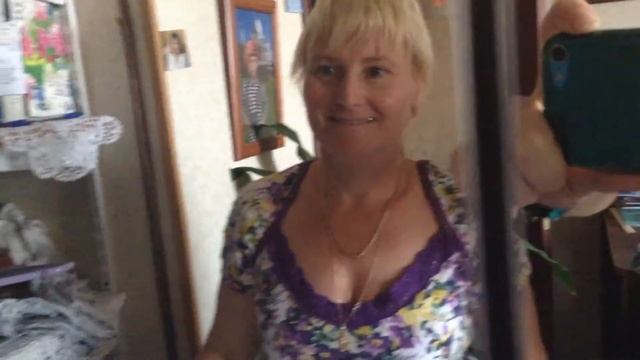 Мама гладит вещи смотреть онлайн