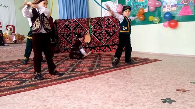 Ұлытау биі Ақназар смотреть онлайн