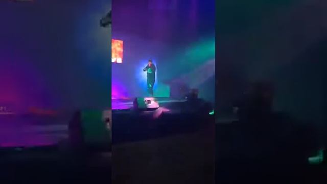 G.Nific performing "World Series" and "Prendete" at VUE Bar & Lounge смотреть онлайн