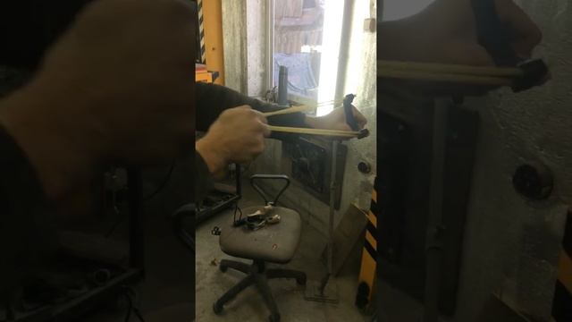 Рогатка "покупная против самодельной". смотреть онлайн