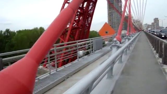 "Лужковское яйцо" (Ресторан под мостом) смотреть онлайн