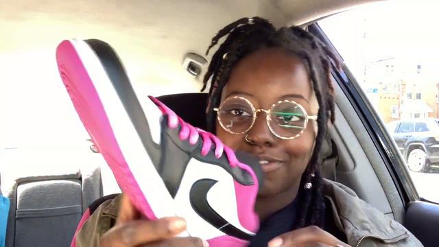 Jordan 1 Low Fuchsia pink🔥🔥🔥🔥💕💕💕 смотреть онлайн