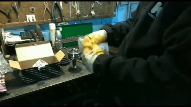 Заміна ШРКШ на автомобілі ВАЗ-1117 Калина смотреть онлайн