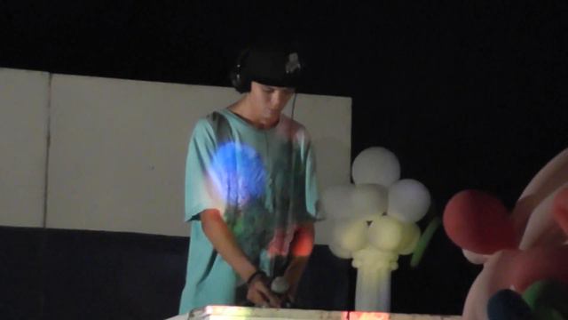 Битбокс MC.KARDEN Бакаев - BeatBox + KORG (г.Николаевск) смотреть онлайн