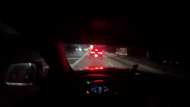 TRACKHAWK vs BMW X6 COMPETITION смотреть онлайн