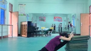 Extremely stretching in rhythmic gymnastics.Flexibility Stretches.Oversplits training.Contortion