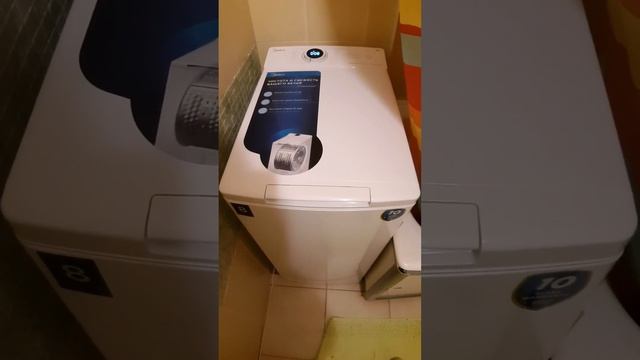 Стиральная машина с вертикальной загрузкой Midea MF100T80BS/W-RU /парковка барабана/парковка люка
