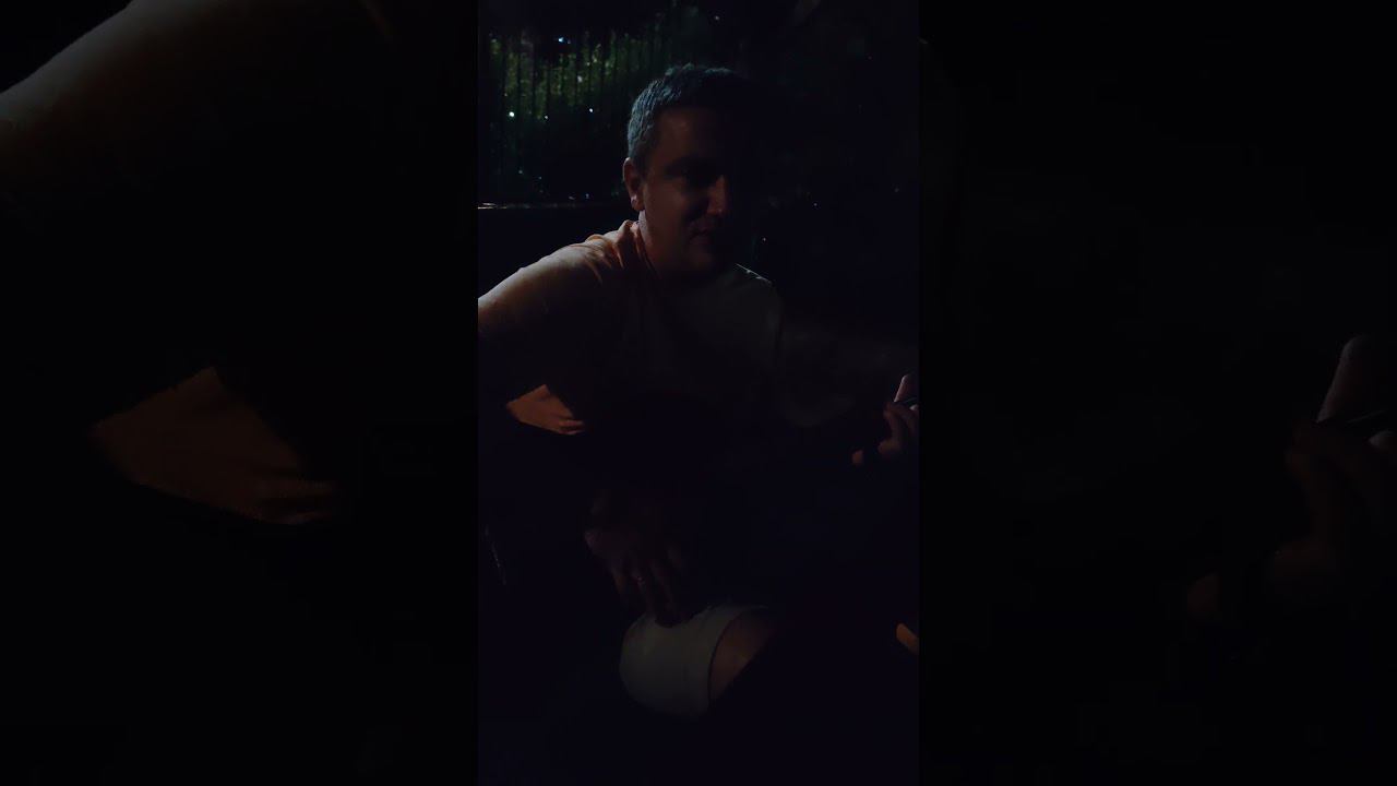 На Моздок , на Моздок две вертушки улетают #отдых #песни #военныепесни #песниподдождем #гитара смотреть онлайн