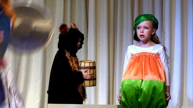 Поучительный спектакль 