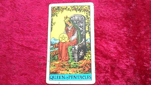 Дама Пентаклей в картах ТАРО смотреть онлайн