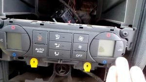 снятие передней панели торпеды форд фокус 2