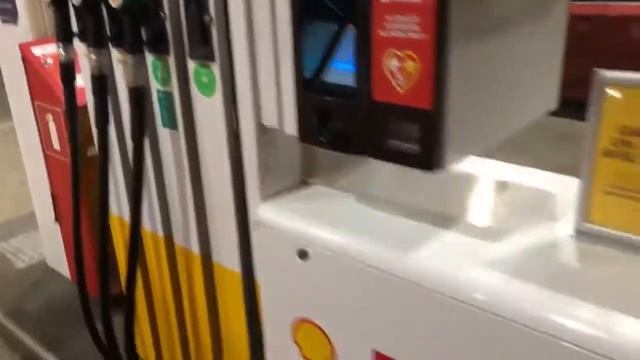 Салам,Шишани! Заправка в Бельгии 1 смотреть онлайн