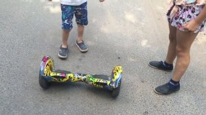 Учимся кататься на гироскутере. Первый урок.