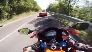 CBR 1000 RR против Ferrari