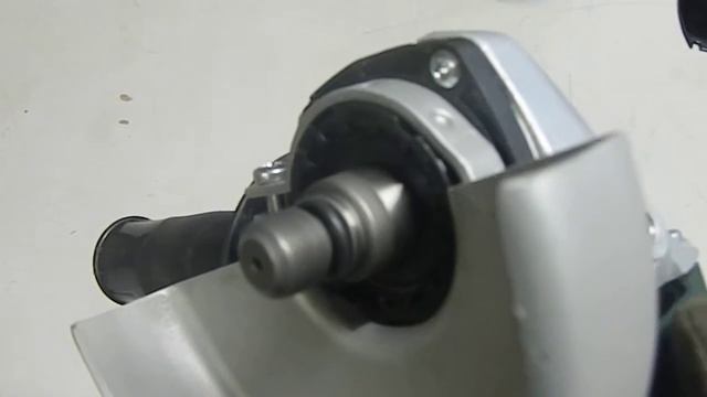 Metabo W820-115 Angle Grinder Demo смотреть онлайн