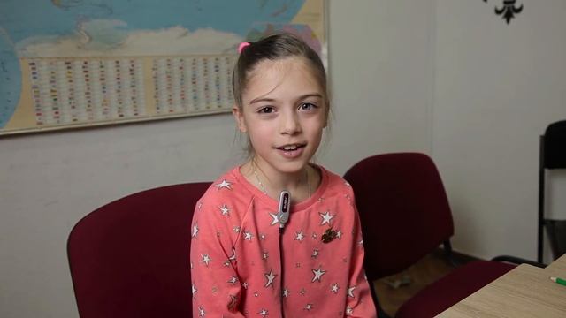 Новогодние истории в разных стилях - каникулы в Гравитации смотреть онлайн