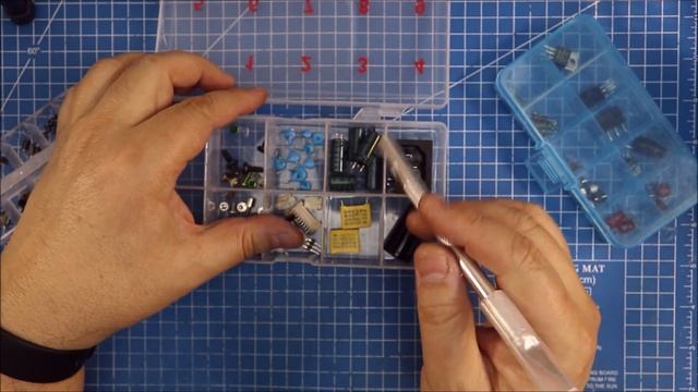 Разборка 19 дюймового монитора Samsung SyncMaster 920N на детали смотреть онлайн