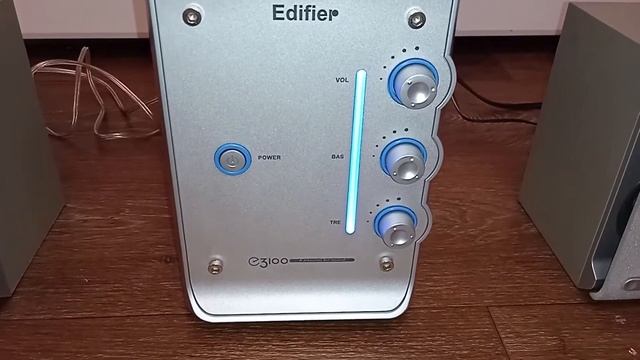 Видео обзор активных колонок 2.1 Edifier E3100