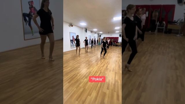 Jive Combination - With Catapult Figure смотреть онлайн