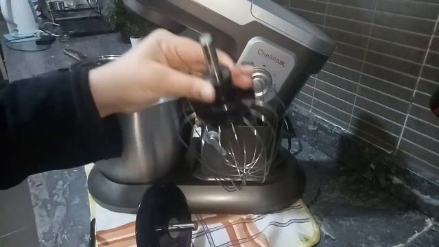 جبت اللي تعاوني في الكوزنية عجانة بيم ? (بقا في دارك تحمي بلادك) смотреть онлайн