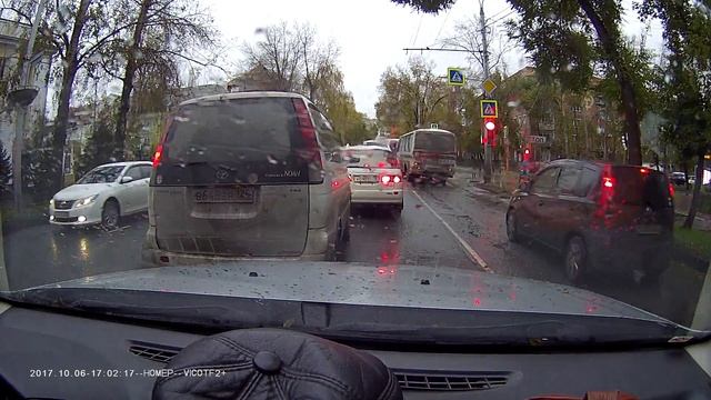 Абакан ПДД Автобус №12 и автобус У316КВ19. Щетинкина-Чертыгашева смотреть онлайн