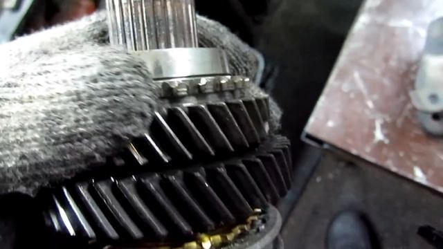 мицубиси каризма , или рено лагуна. Ремонт коробки смотреть онлайн