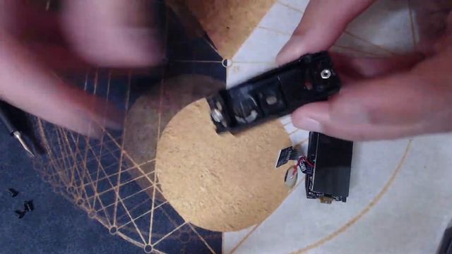 Digimon Vital Bracelet Digivice V Teardown смотреть онлайн