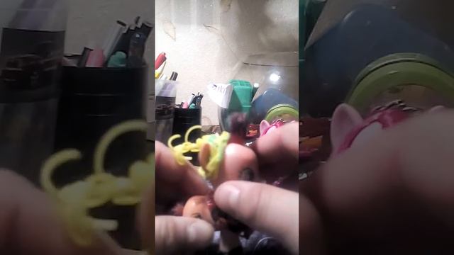 Не большая переделка испорченной пони в новую жизнь;) смотреть онлайн