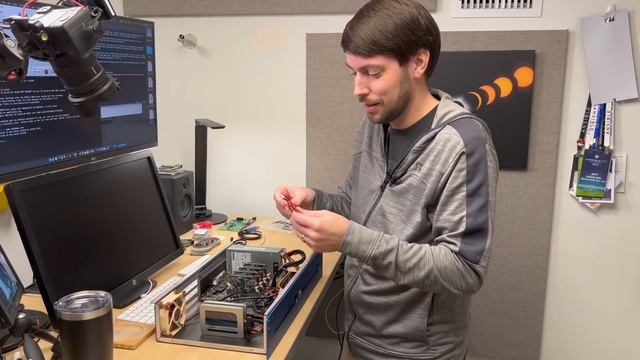 Racking up a Raspberry Pi cluster! смотреть онлайн