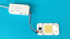 Про способ убрать пульсации света (мерцания) у светодиодных бездрайверных матриц. Способ AlexFree.