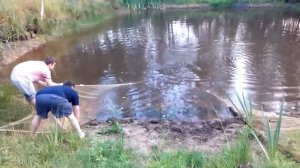 Ловим рыбу бреднем