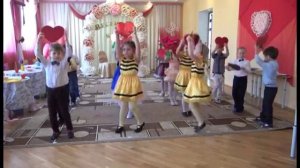 Общий танец _Мама золотая_ дети 4-5 лет (7 гр.).mp4