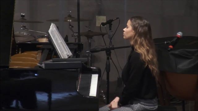 11.24.2019 - "Ему имя" смотреть онлайн