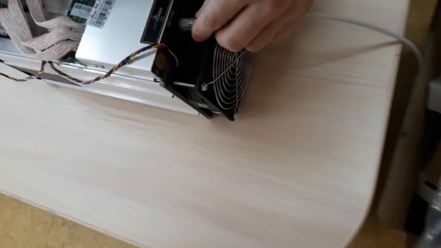 Распаковка, подключение и проверка Atminer asic S9 смотреть онлайн