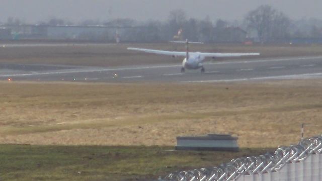Plane spotting at Prague Václav Havel Airport 4K 1H+ ! Lotnisko Praga, Letiště Praha viev A380 смотреть онлайн
