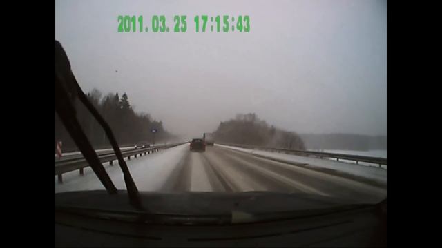 Fast Toureg and slow Shevy NIVA смотреть онлайн