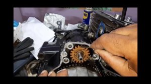 Установка шестерни привода балансира bajaj pulsar 180 150 без использования специнструмента