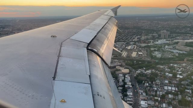 Amazing Landing New York City LaGuardia – Views of Manhattan – American Airlines A319 – N854AW смотреть онлайн
